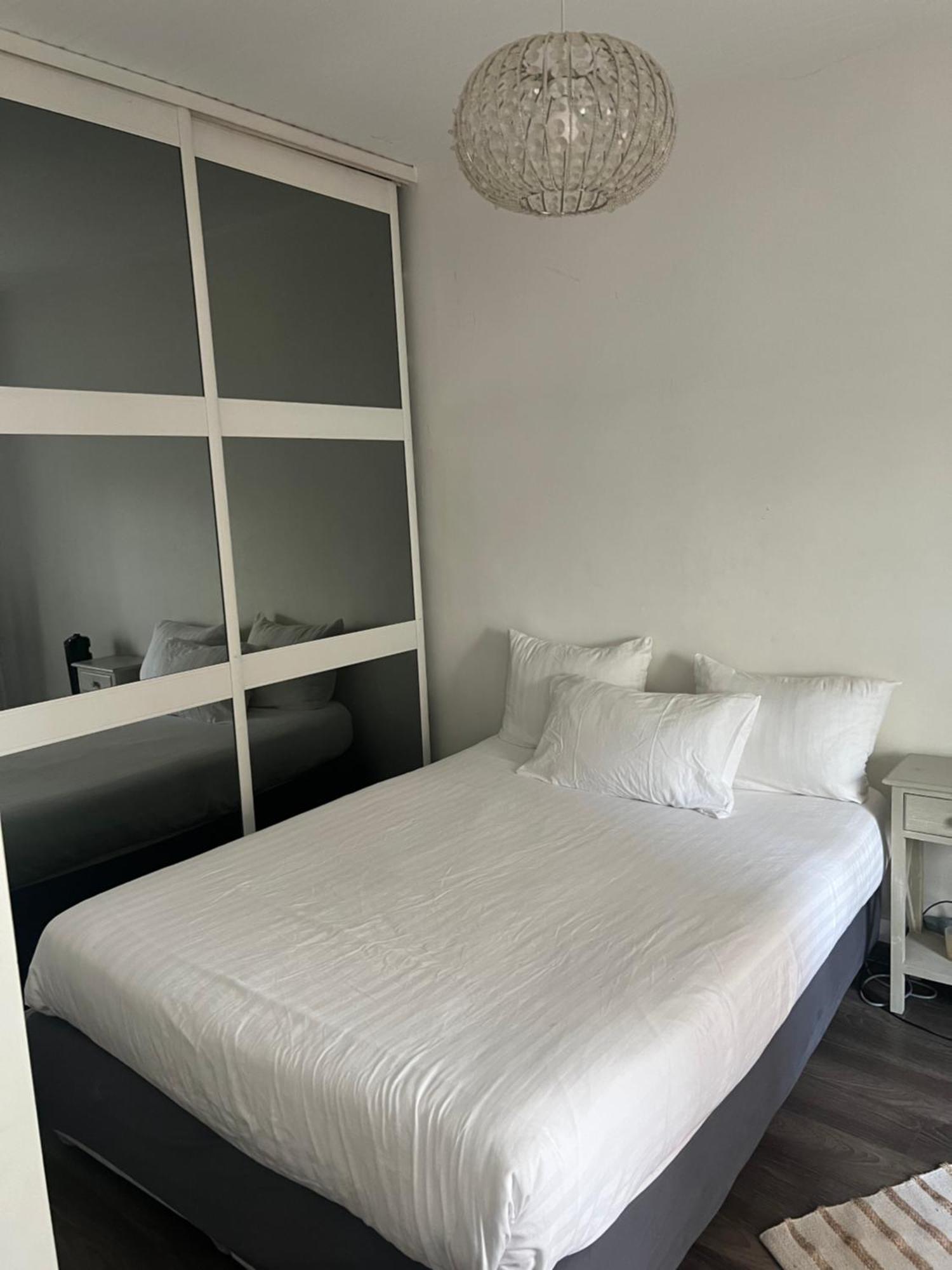 Appartement Le Petit Nid Urbain à Levallois-Perret Extérieur photo